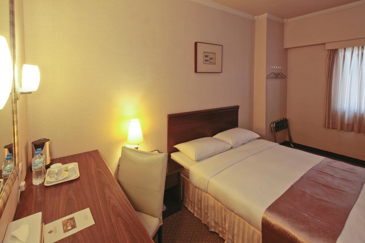 Lincoln Hotel ไถหนาน ภายนอก รูปภาพ