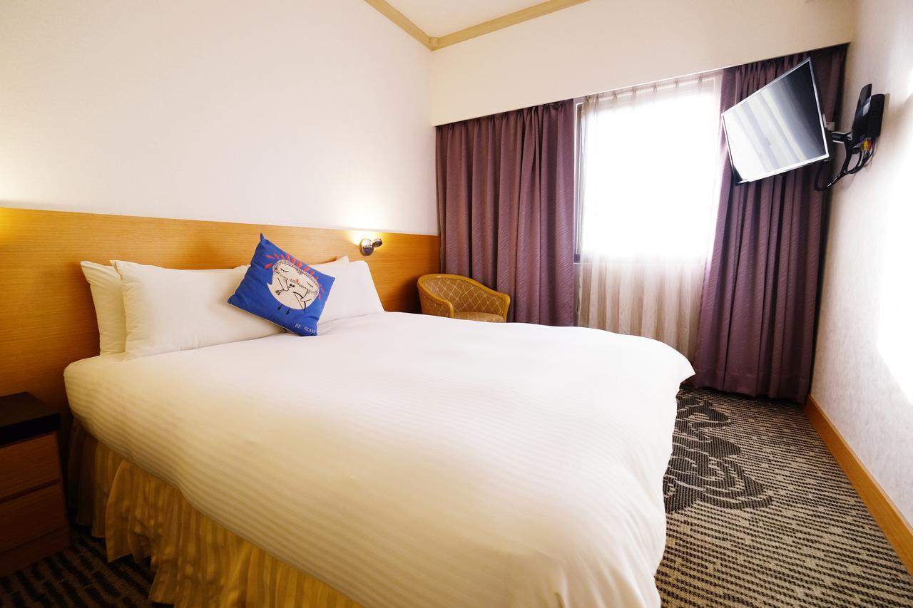 Lincoln Hotel ไถหนาน ภายนอก รูปภาพ