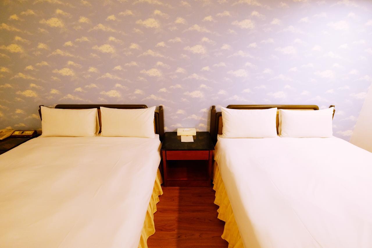 Lincoln Hotel ไถหนาน ภายนอก รูปภาพ